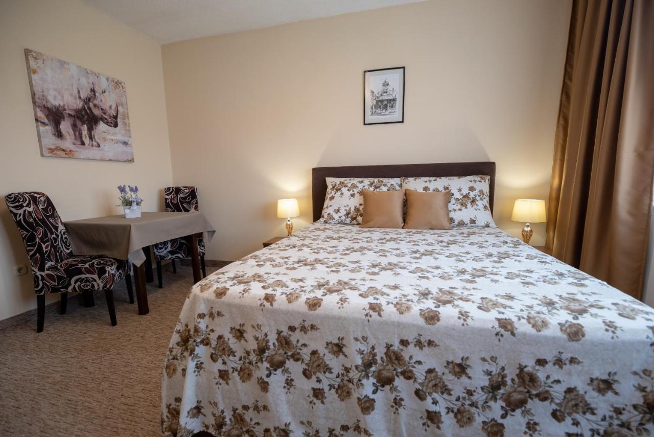 Apartmani Tome Zara Esterno foto